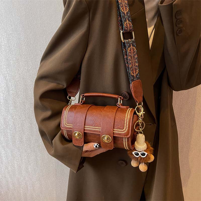 Mini Boston Bucket Bag mit Schulterriemen