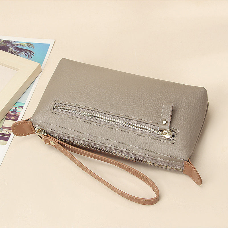 Handliche Leder-Clutch, große Geldbörse mit Reißverschluss am Handgelenk