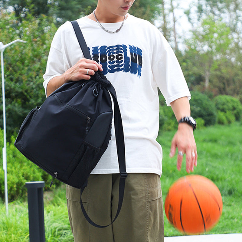 Einfarbiger Sportrucksack mit Kordelzug aus Nylon