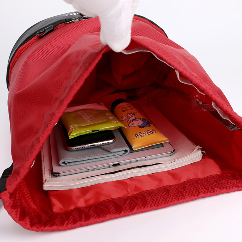 Wasserdichter Rucksack zur Nass- und Trockentrennung mit Kordelzug