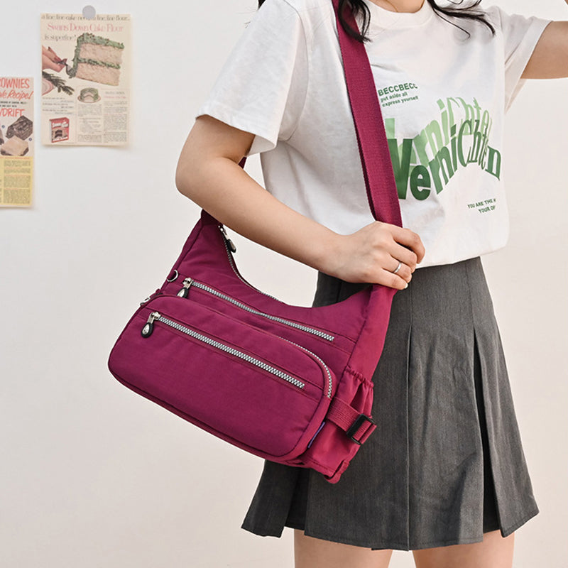 Reisetasche aus Nylon mit Reißverschluss