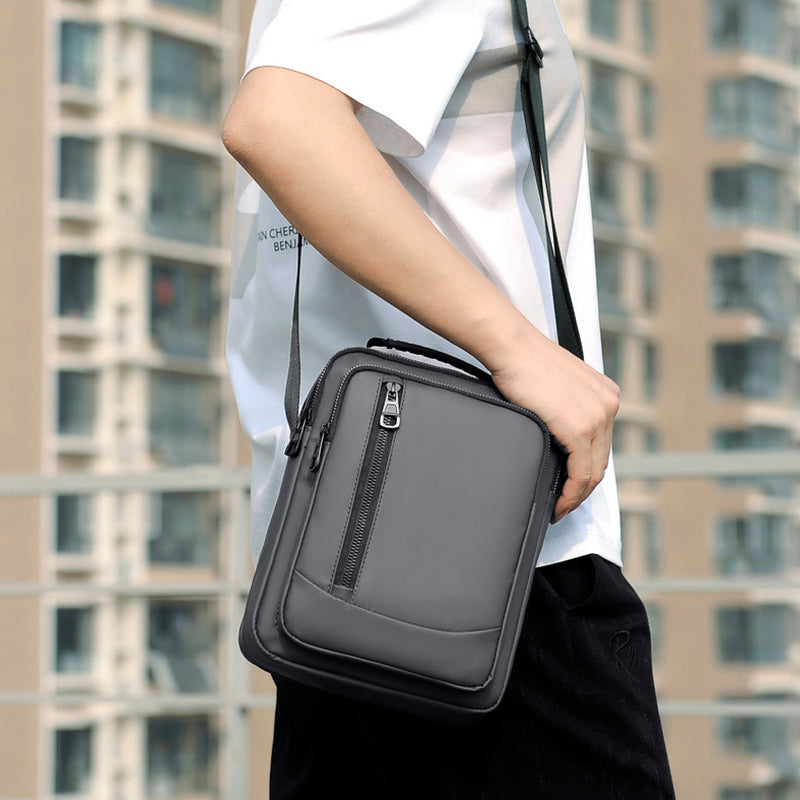 Lässige Outdoor-Schultertasche für Herren