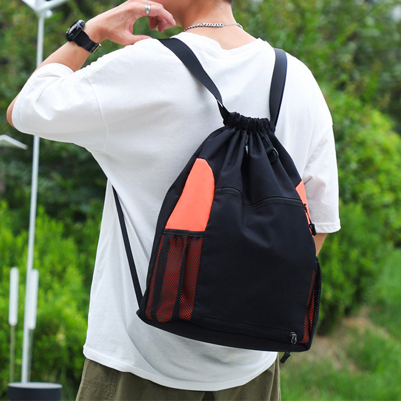 Einfarbiger Sportrucksack mit Kordelzug aus Nylon