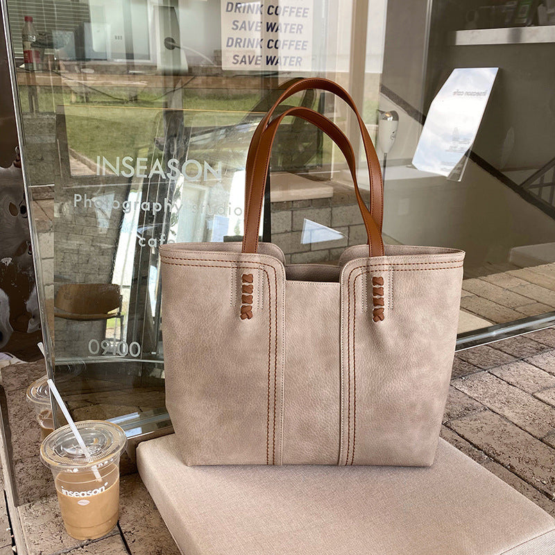 Einfache Vielseitige Handtasche aus Qualitätsleder