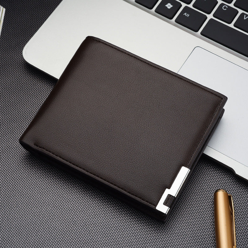 Kurze Brieftasche mit Eisenkante