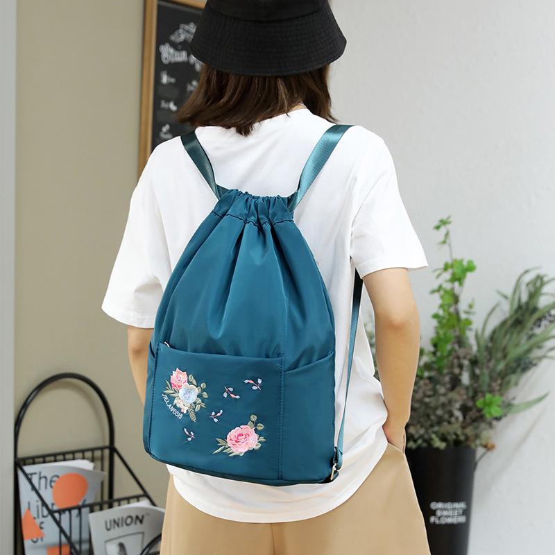 Faltbarer bestickter Kordelzug Rucksack