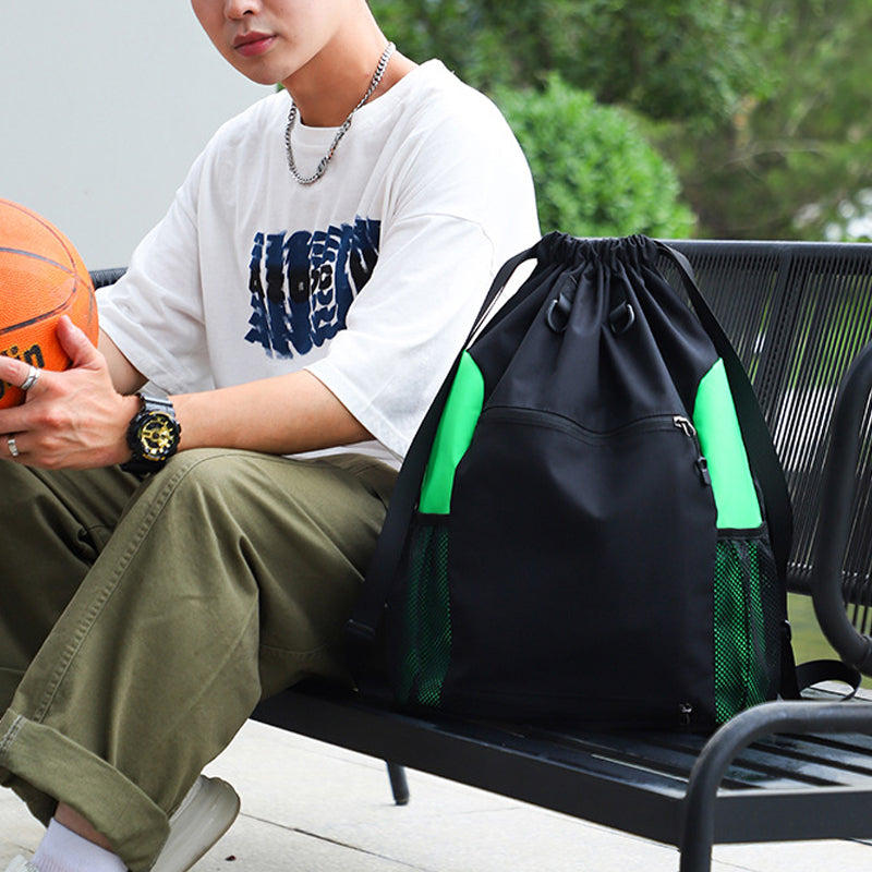 Einfarbiger Sportrucksack mit Kordelzug aus Nylon