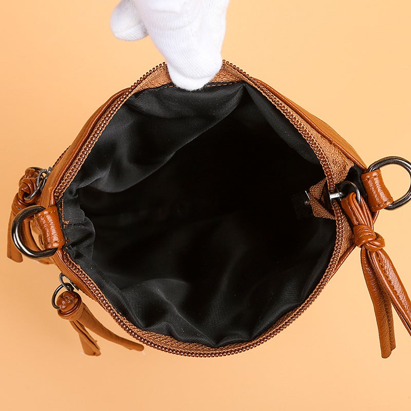 Damen Umhängetasche mit Reißverschluss aus weichem Leder