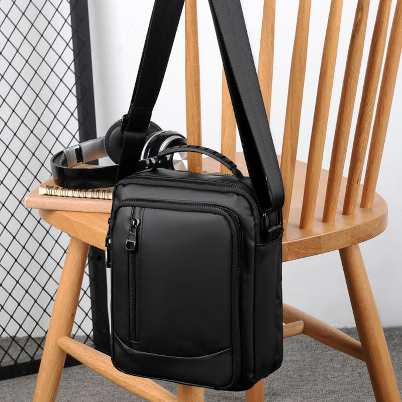 Lässige Outdoor-Schultertasche für Herren