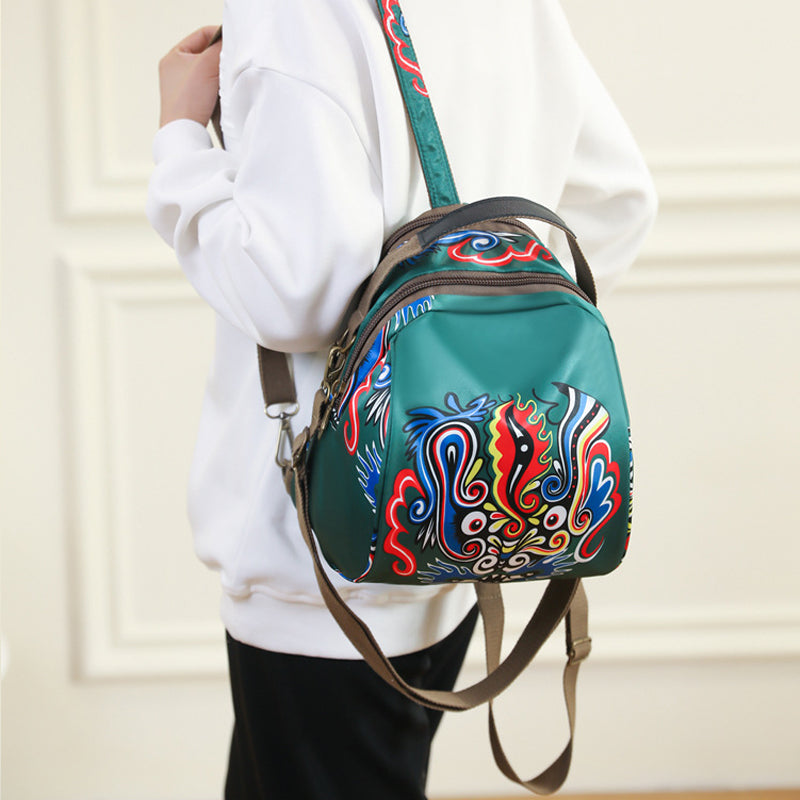 Nylonrucksack im ethnischen Stil