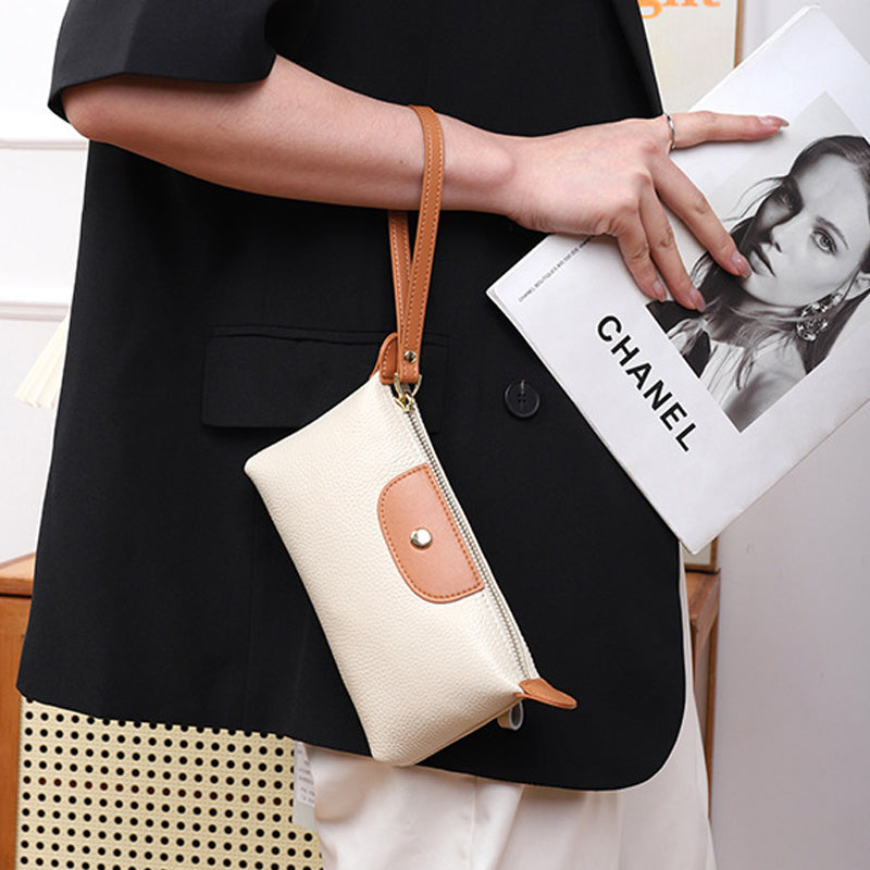 Handliche Leder-Clutch, große Geldbörse mit Reißverschluss am Handgelenk
