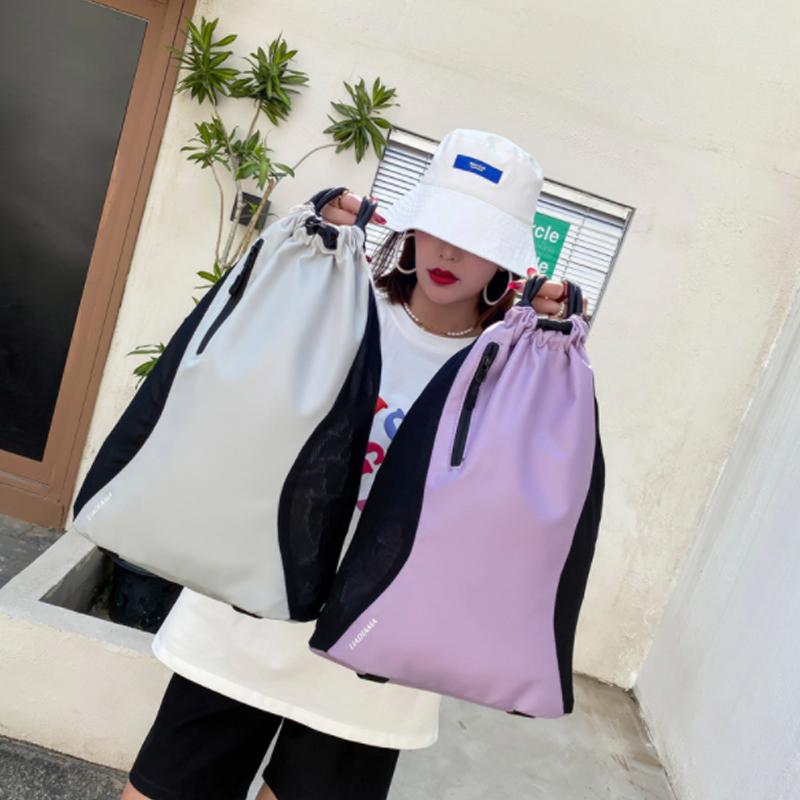 Lässiger stylischer Yoga Rucksack