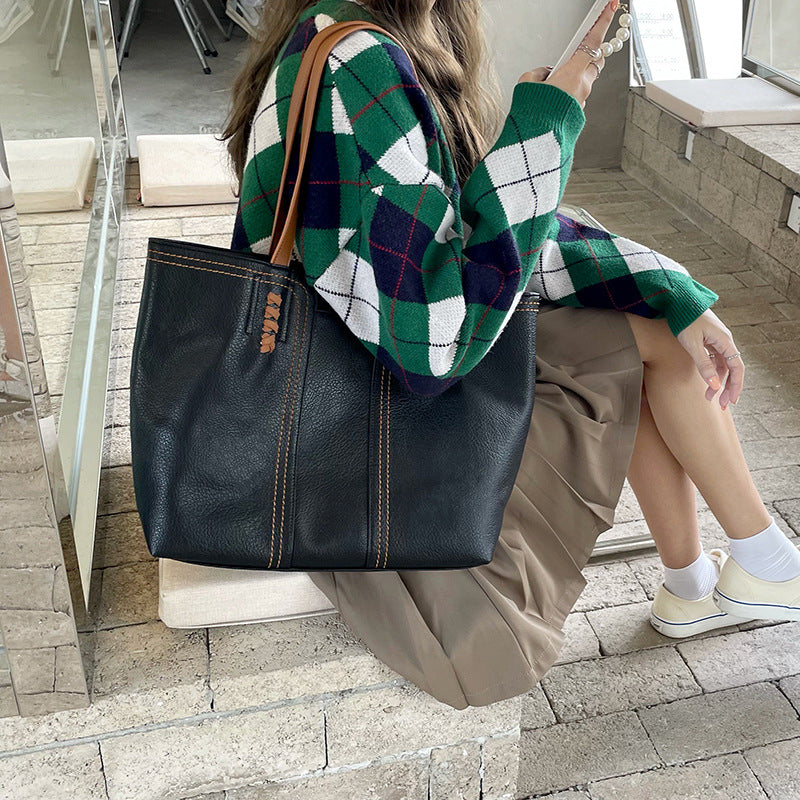 Einfache Vielseitige Handtasche aus Qualitätsleder